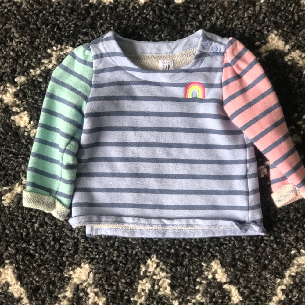 Gap stripe sweatshirt